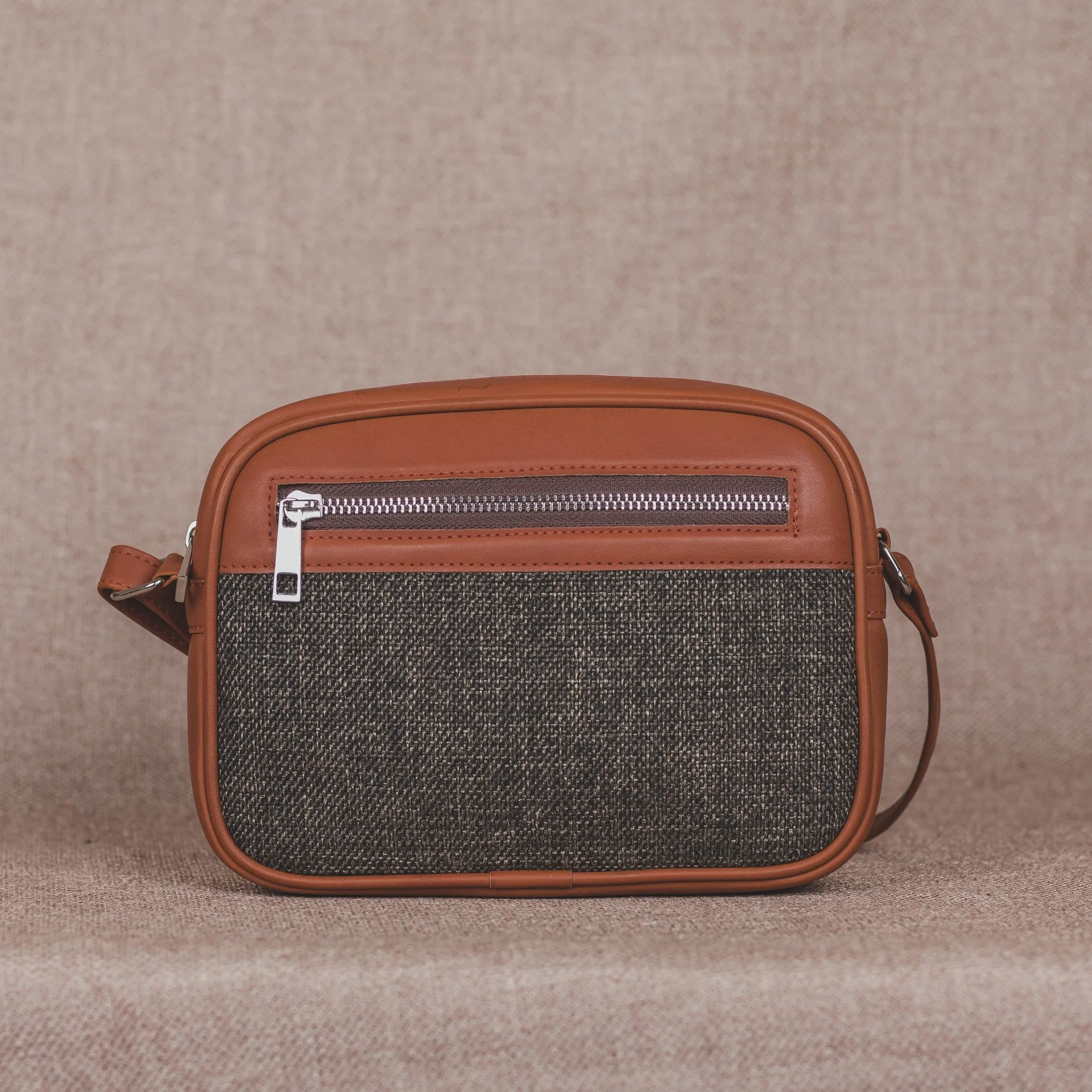 Bristel Sling Bag