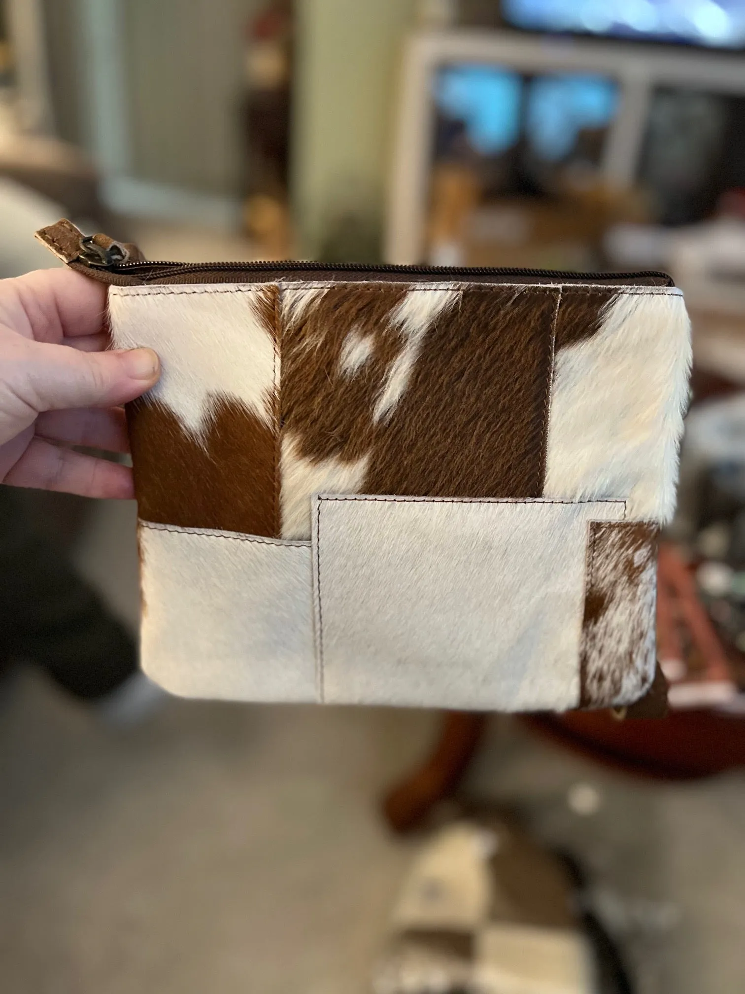 Cowhide Zip Wristlets Handbag