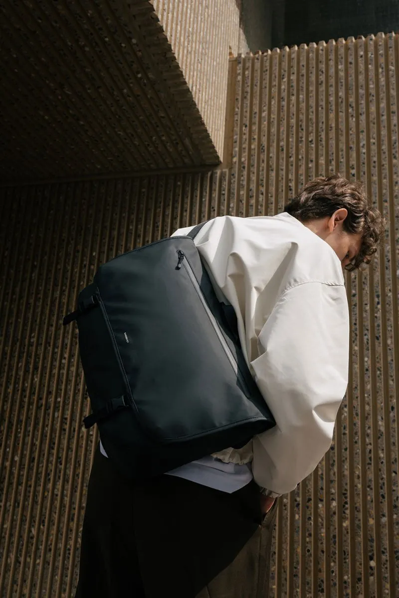 Sandqvist Stream Messenger Bag (Black)